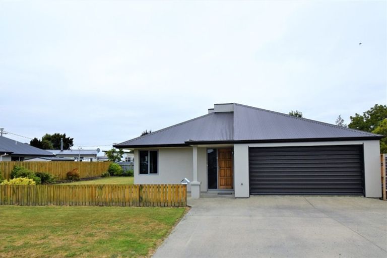 Photo of property in 2 Lisburn Street, Milton, 9220