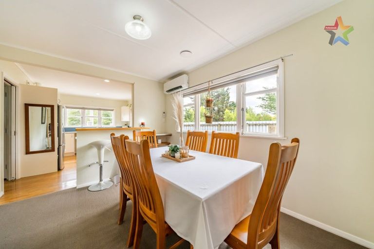 Photo of property in 1 Peel Place, Wainuiomata, Lower Hutt, 5014