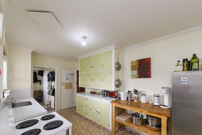 Photo of property in 25 Vernon Avenue, Takaro, Palmerston North, 4412