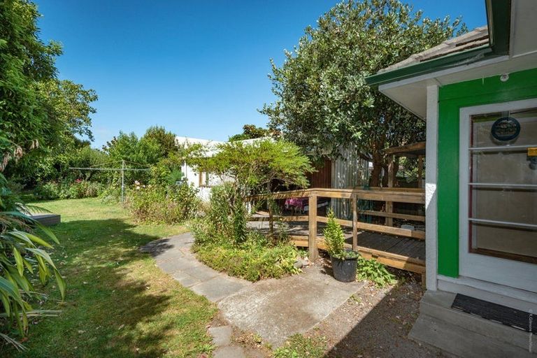 Photo of property in 37 Aynsley Terrace, Hillsborough, Christchurch, 8022