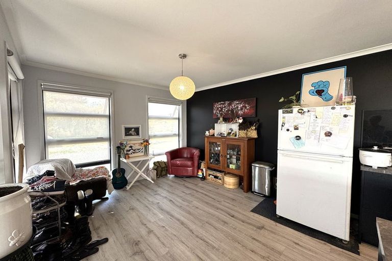 Photo of property in 24 Saint Catherine Street, Kaitangata, 9210