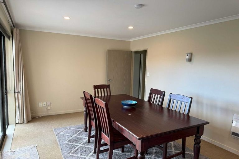 Photo of property in 102 Rhodes Drive, Kelvin Grove, Palmerston North, 4414