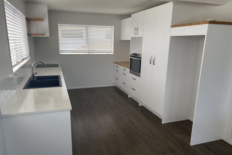 Photo of property in 8 Findhorn Place, Papakowhai, Porirua, 5024