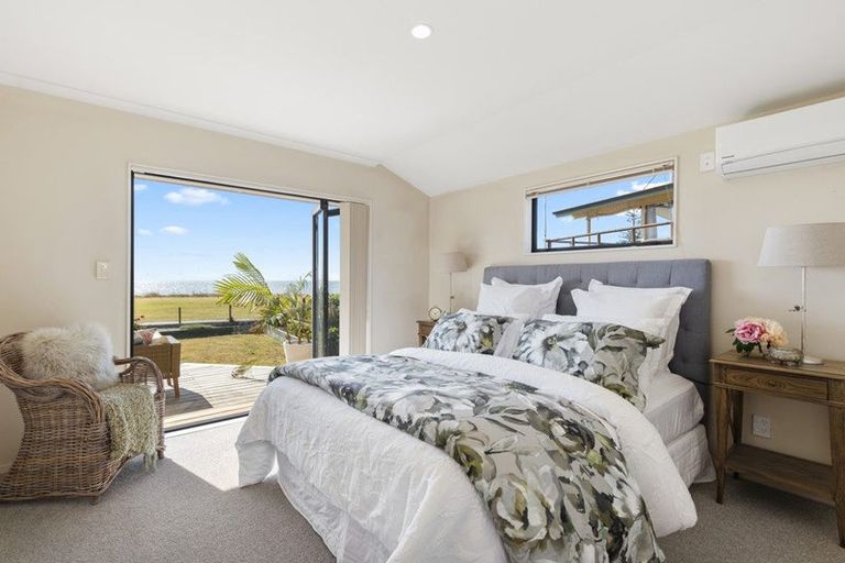 Photo of property in 915 East Coast Road, Kaiaua, Pokeno, 2473