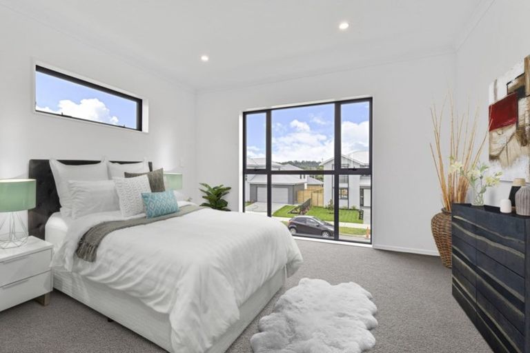 Photo of property in 5 Vincent Mcgrath Crescent, Swanson, Auckland, 0614