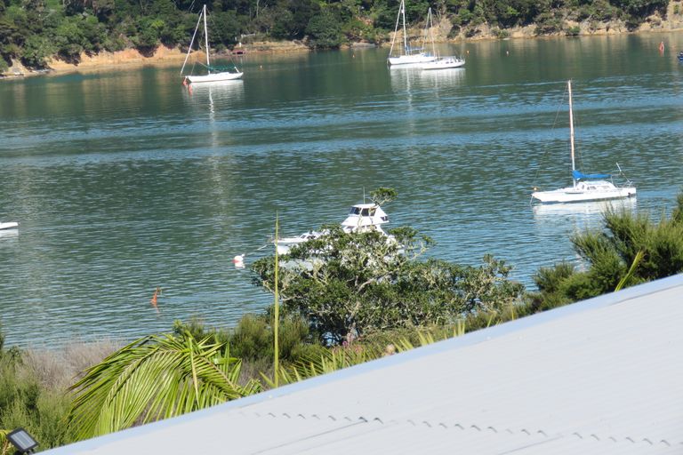 Photo of property in 12 Deeming Road, Okiato, Russell, 0272