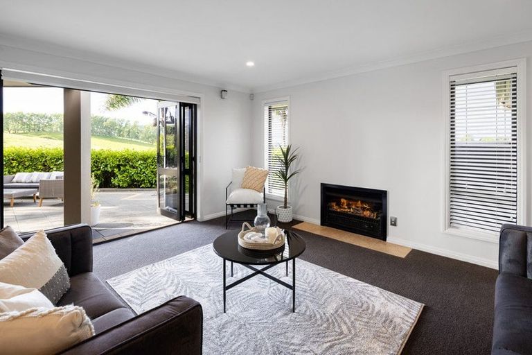 Photo of property in 2 Stonebridge Road, Temple View, Hamilton, 3289