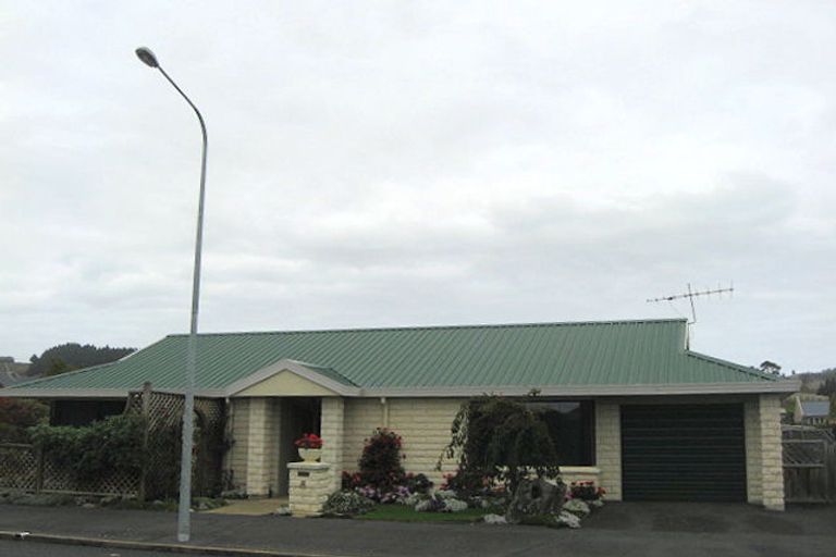 Photo of property in 8 Park Street, Mosgiel, 9024