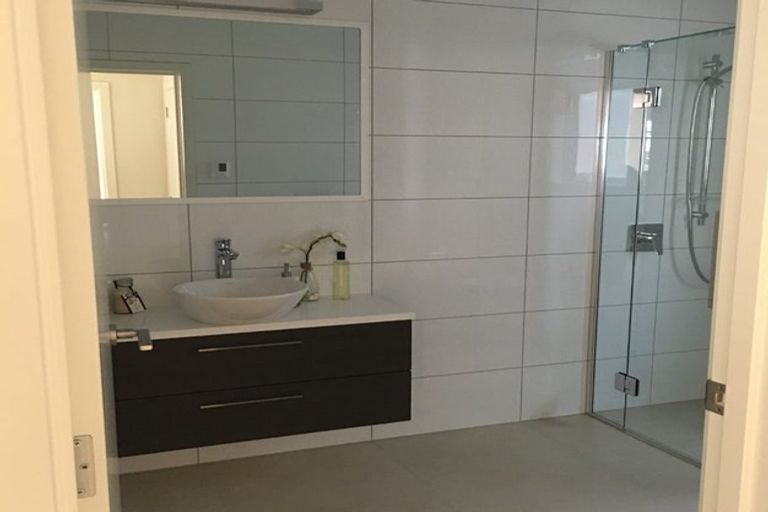 Photo of property in 16 Plantation Terrace, Orewa, 0931