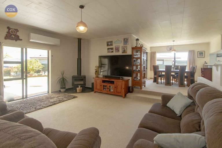 Photo of property in 153 Tait Drive, Greenmeadows, Napier, 4112