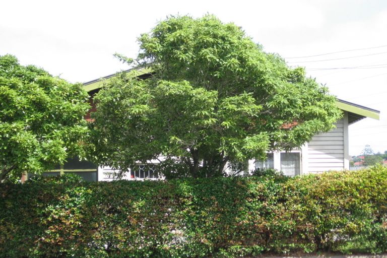 Photo of property in 72 Wolverton Street, Avondale, Auckland, 0600