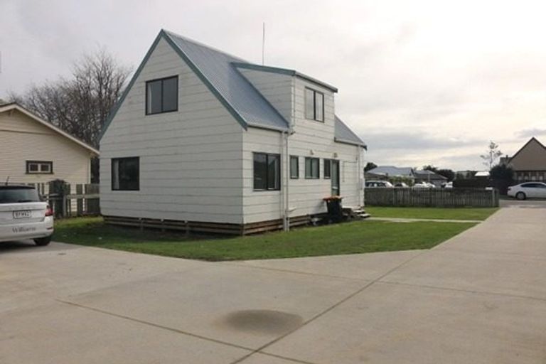 Photo of property in 40 Fitchett Street, Palmerston North, 4410