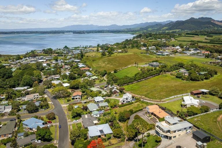 Photo of property in 2 Denby Close, Athenree, Katikati, 3177