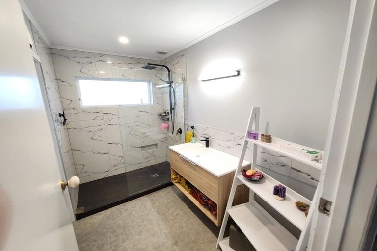 Photo of property in 88 Beach Road, Pahurehure, Papakura, 2113