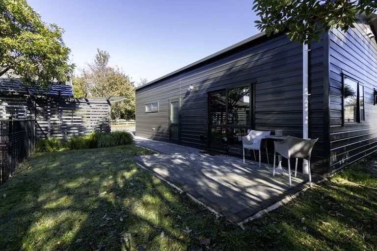 Photo of property in 1 Grace Avenue, Leamington, Cambridge, 3432