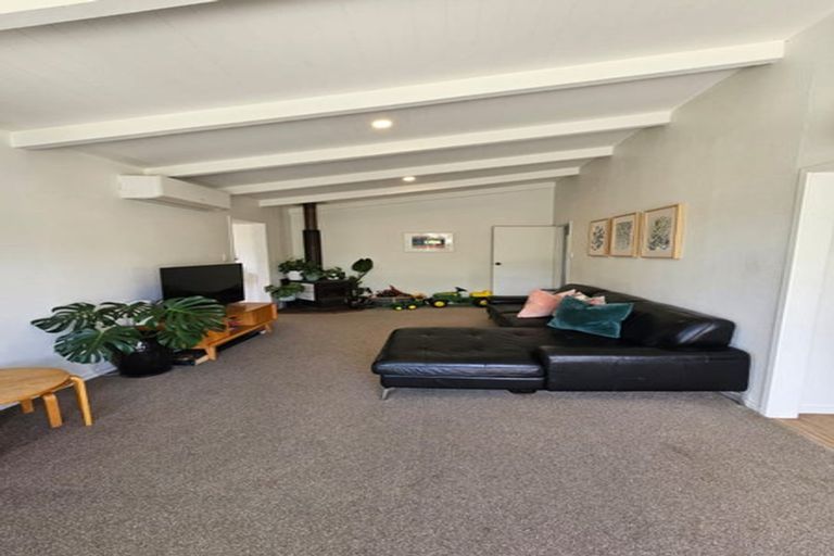 Photo of property in 30 Domain Street, Waiuku, 2123