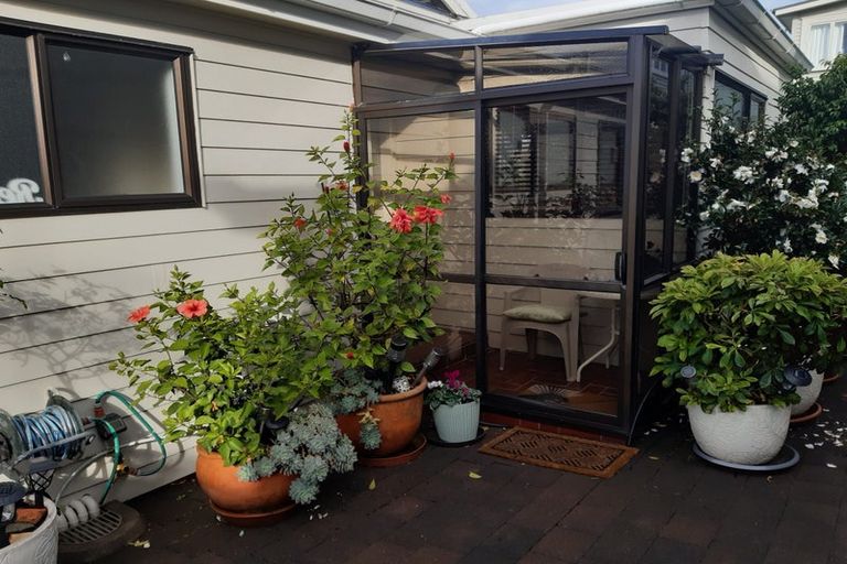 Photo of property in 2/9 Calliope Road, Devonport, Auckland, 0624