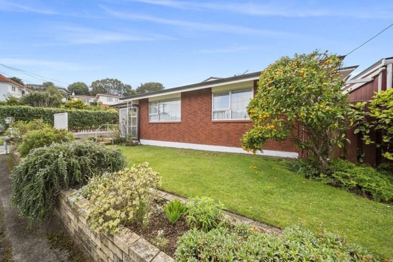 Photo of property in 4a Price Street, Westown, New Plymouth, 4310