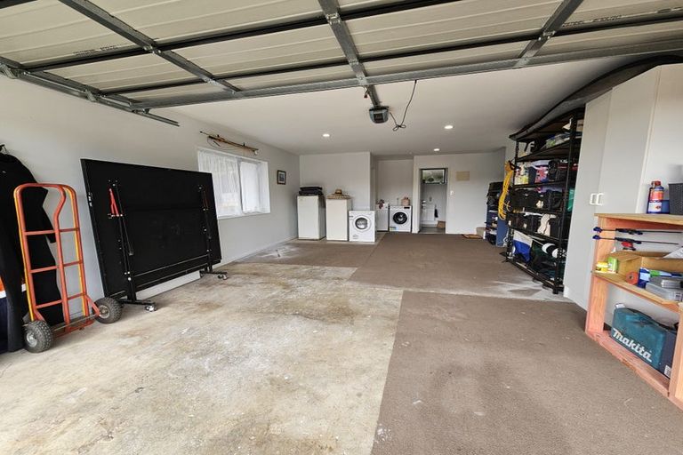 Photo of property in 24 Carillon Place, Massey, Auckland, 0614