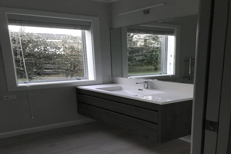 Photo of property in 40 Whitaker Street, Otumoetai, Tauranga, 3110