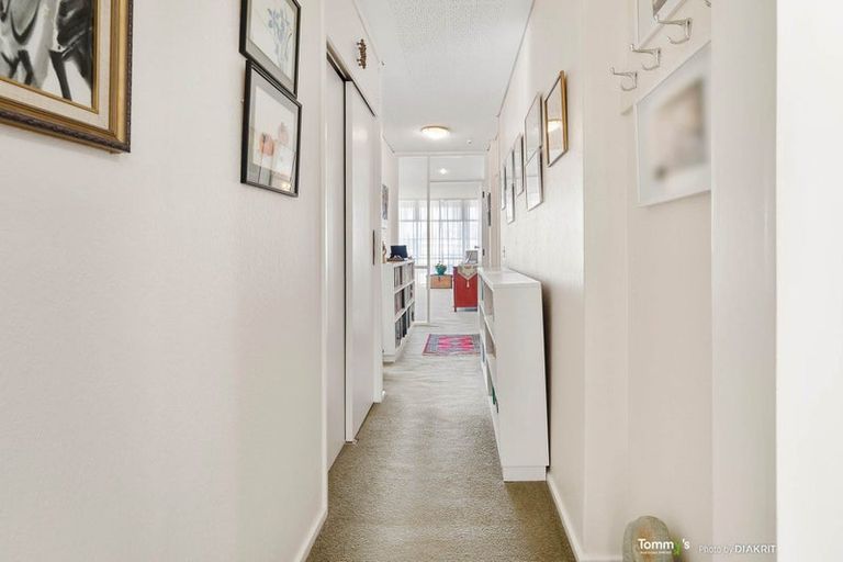 Photo of property in Jellicoe Towers, 191 The Terrace, Wellington Central, Wellington, 6011