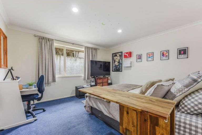 Photo of property in 12 Glentui Place, Waikawa, Picton, 7220