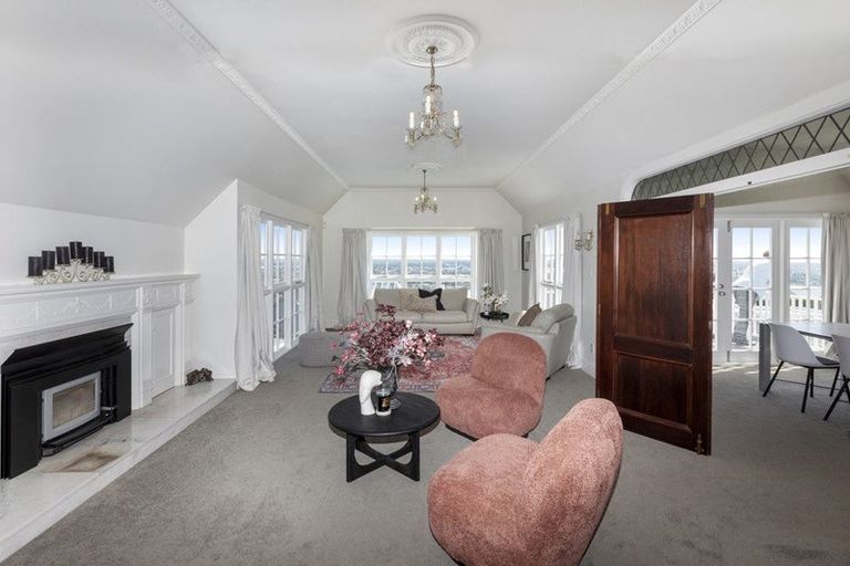 Photo of property in 81a Dyers Pass Road, Cashmere, Christchurch, 8022