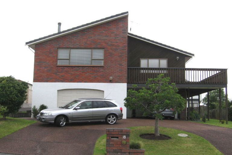 Photo of property in 18 Tatyana Place, Massey, Auckland, 0614