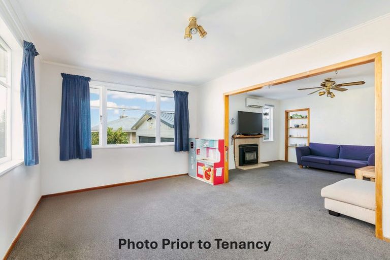 Photo of property in 1 Sarona Avenue, Glen Eden, Auckland, 0602