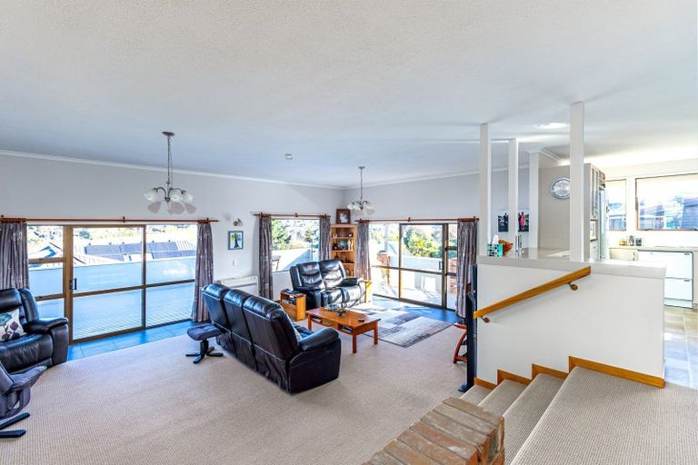 Photo of property in 35 Glenview Terrace, Highfield, Timaru, 7910