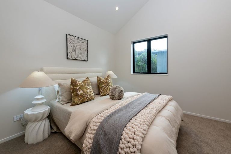 Photo of property in 15b Kiri Place, Mairangi Bay, Auckland, 0630