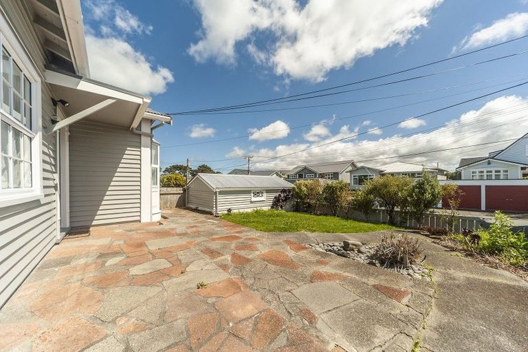 Photo of property in 8 Torridon Road, Miramar, Wellington, 6022