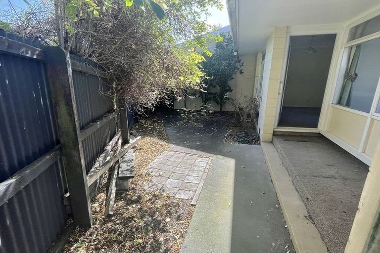 Photo of property in 4/73 Fairfield Avenue, Addington, Christchurch, 8024