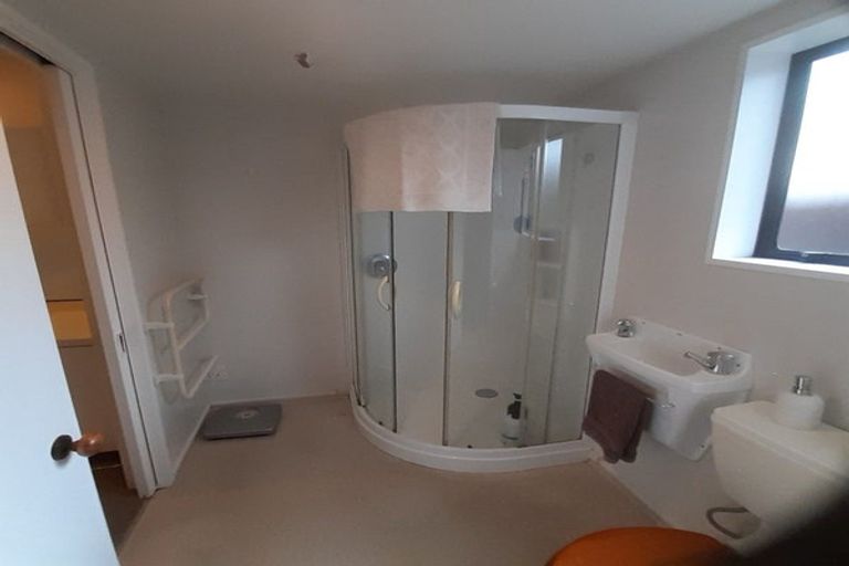 Photo of property in 2/10 Peel Street, Strowan, Christchurch, 8052