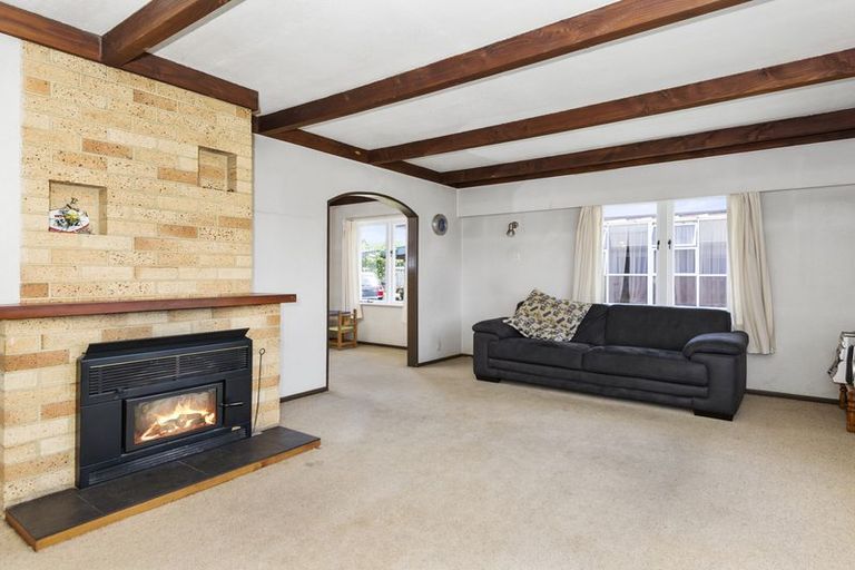 Photo of property in 18 Russell Avenue, Pukekohe, 2120