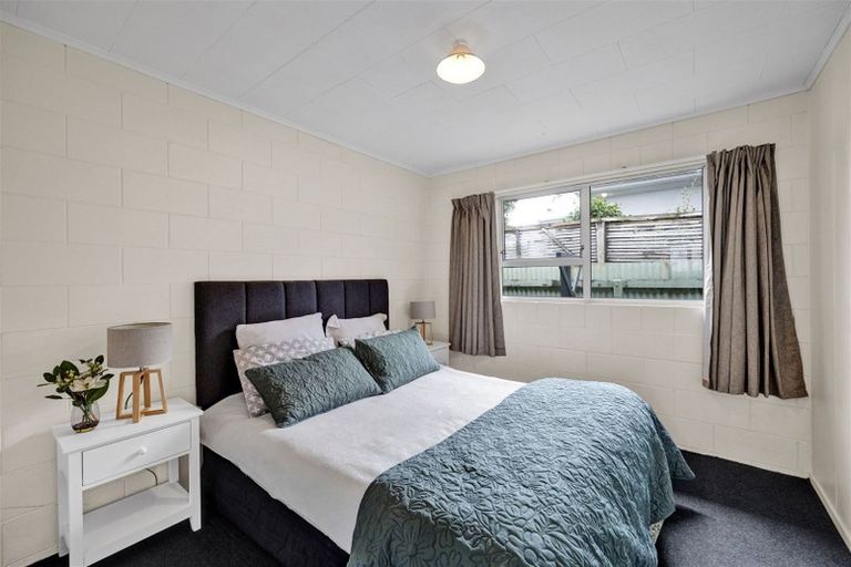 Photo of property in 74a Barrett Street, Westown, New Plymouth, 4310