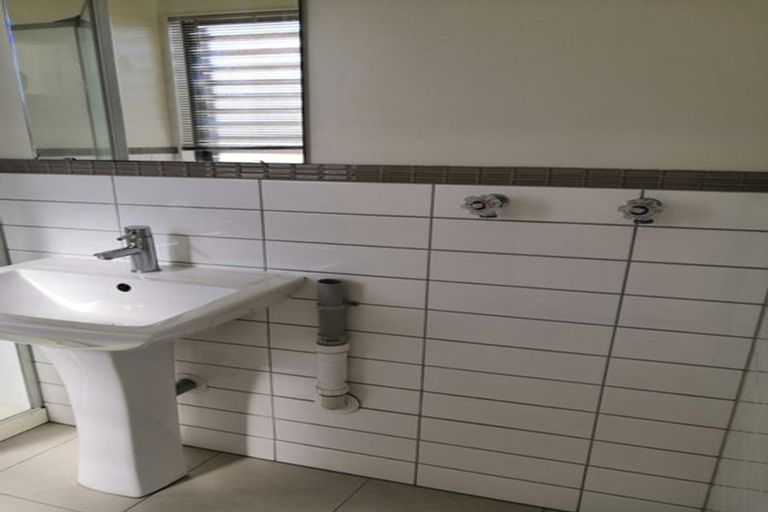 Photo of property in 216 Porchester Road, Takanini, 2112