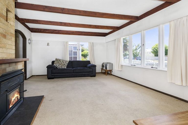 Photo of property in 18 Russell Avenue, Pukekohe, 2120