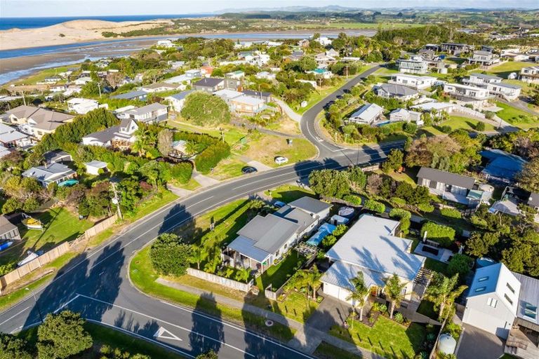 Photo of property in 46 Moir Point Road, Mangawhai Heads, Mangawhai, 0505
