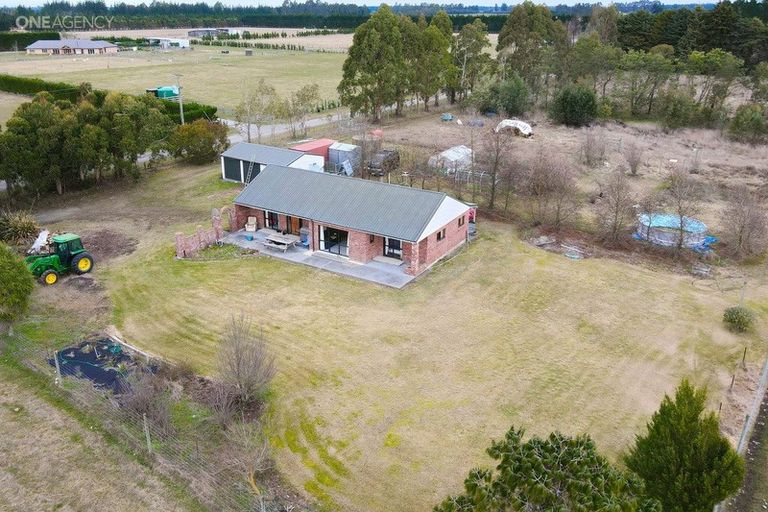 Photo of property in 2555 South Eyre Road, Eyrewell, Rangiora, 7476