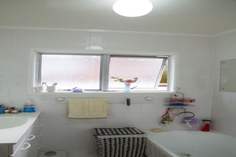 Photo of property in 125 Eban Avenue, Hillcrest, Auckland, 0627