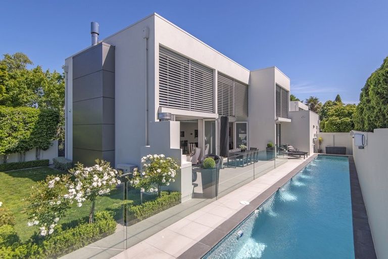 Photo of property in 57 Rossall Street, Merivale, Christchurch, 8014