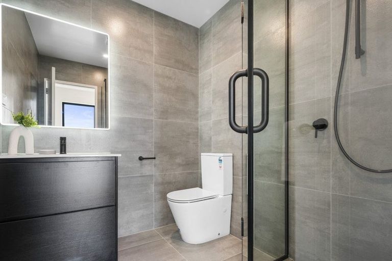 Photo of property in 8/10 Scott Road, Hobsonville, Auckland, 0616