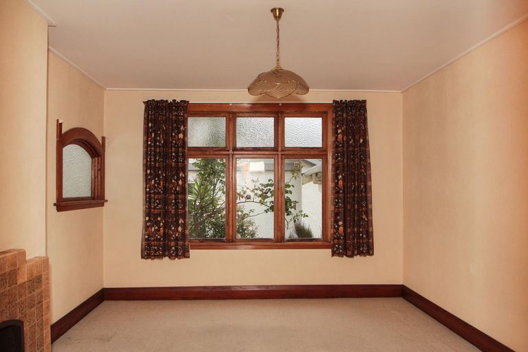 Photo of property in 30 Wharfe Street, South Hill, Oamaru, 9400