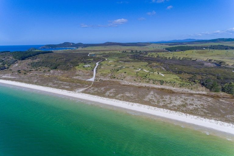 Photo of property in Cape Karikari Road, Karikari Peninsula, 0483