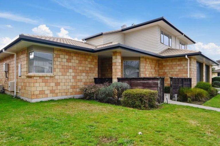 Photo of property in 48/64 Kawaha Point Road, Kawaha Point, Rotorua, 3010