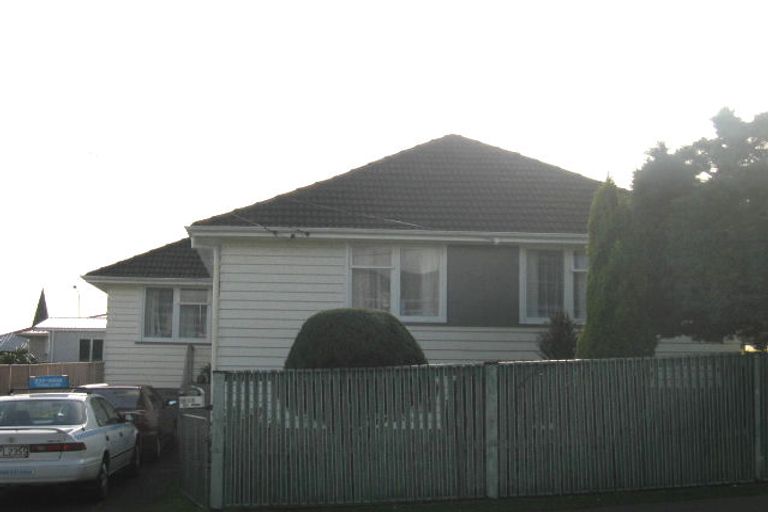Photo of property in 61 Astrolabe Street, Cannons Creek, Porirua, 5024