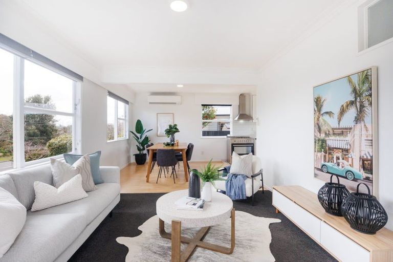 Photo of property in 36 Winston Avenue, Hokowhitu, Palmerston North, 4410