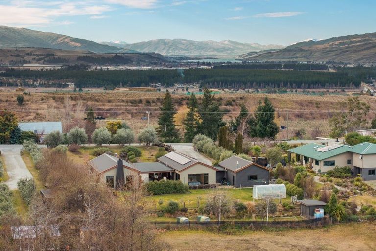 Photo of property in 57 Hall Road, Bannockburn, Cromwell, 9384