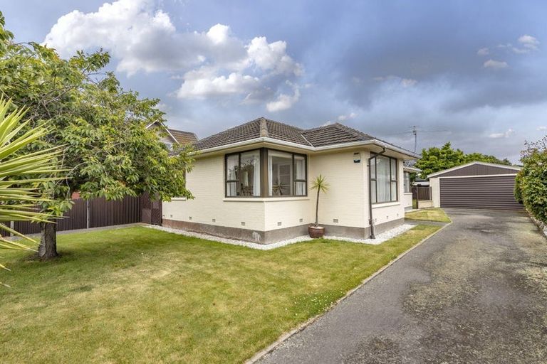 Photo of property in 23 Colman Avenue, Sockburn, Christchurch, 8042
